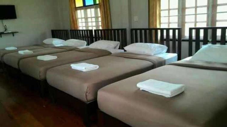 Resort Railumpoo Nakhon Sawan Buitenkant foto