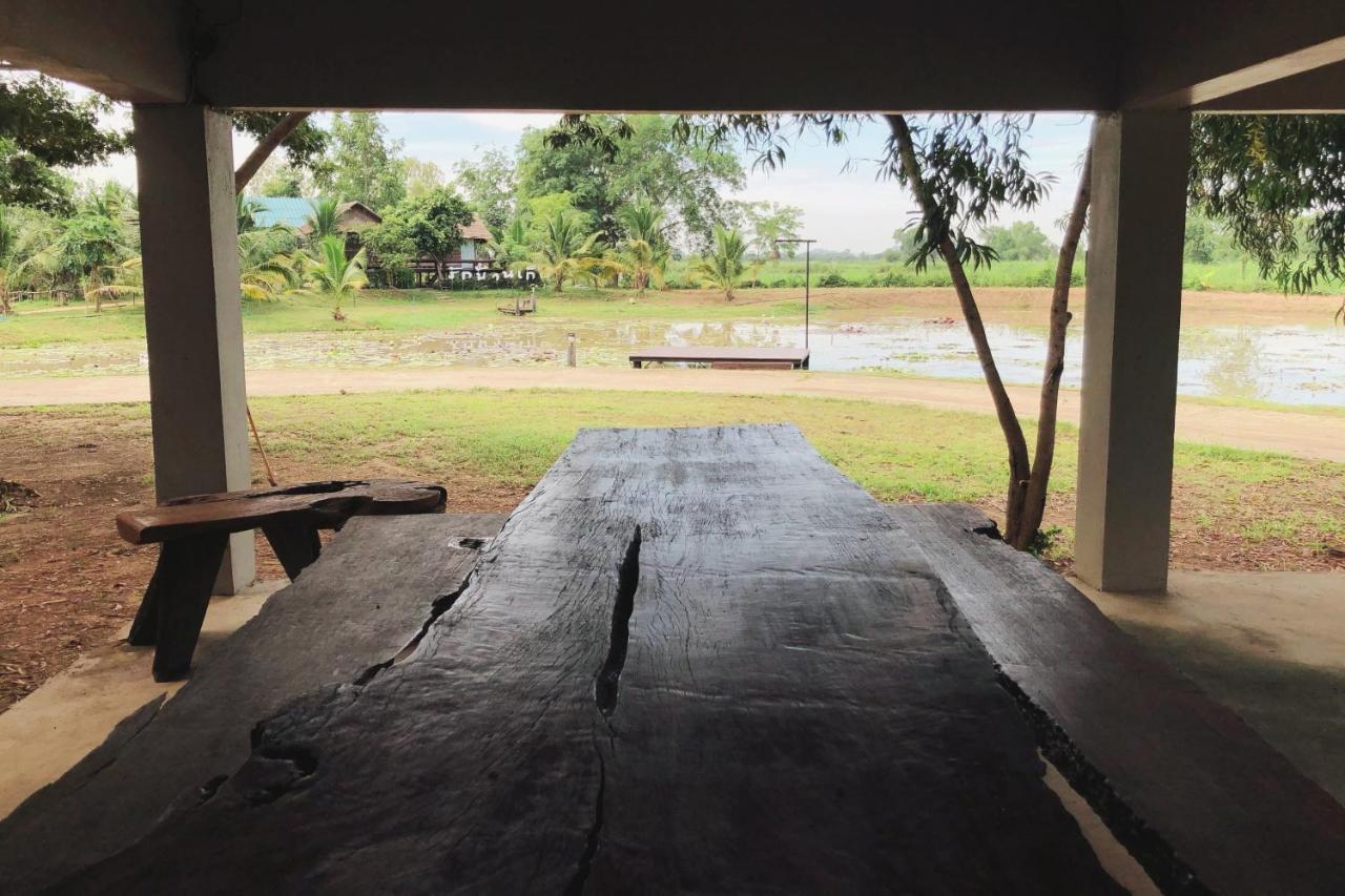 Resort Railumpoo Nakhon Sawan Buitenkant foto