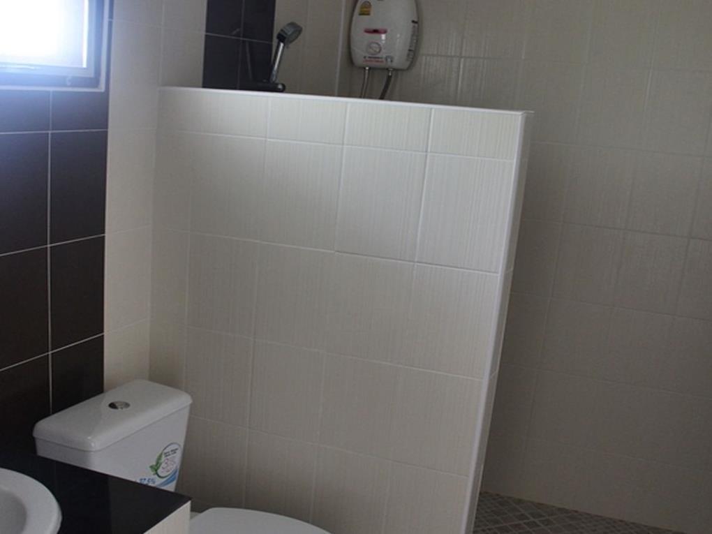 Resort Railumpoo Nakhon Sawan Buitenkant foto