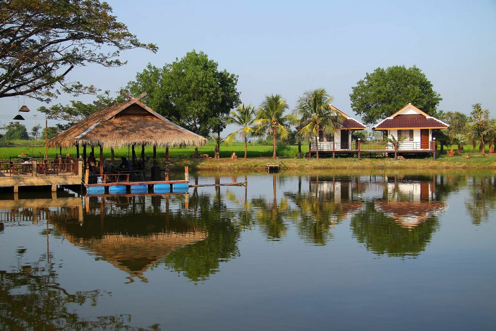 Resort Railumpoo Nakhon Sawan Buitenkant foto